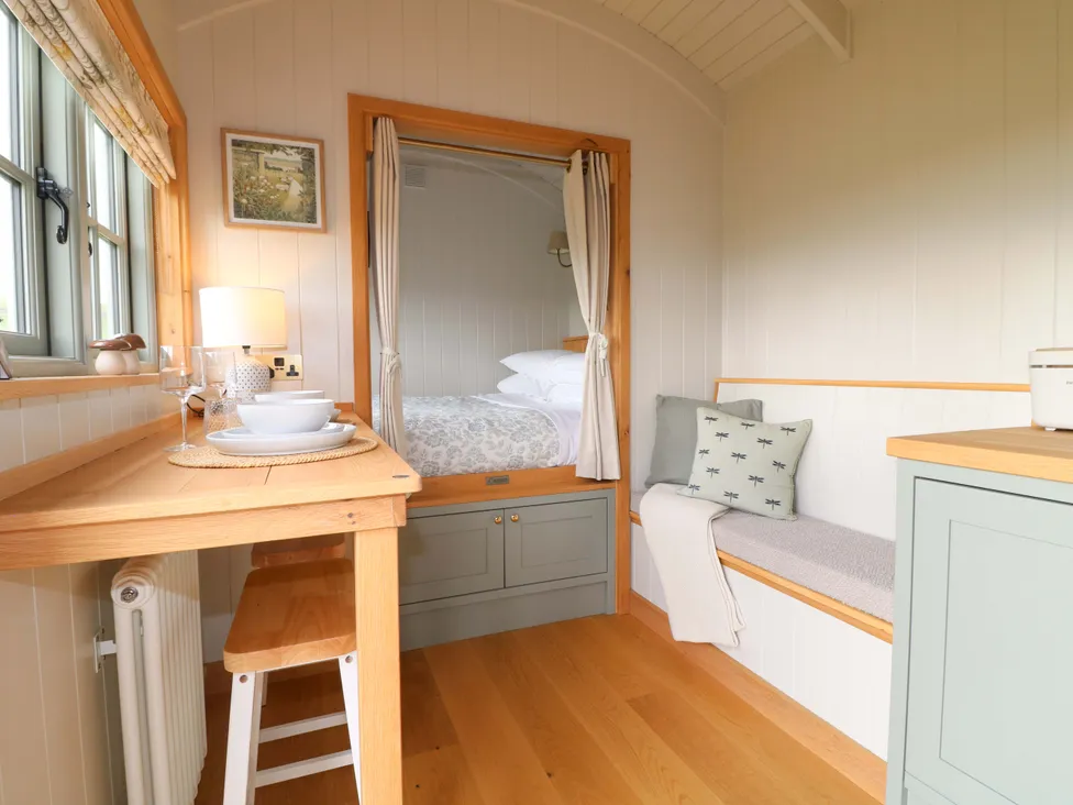 Meadow luxury shepherd retreat detail